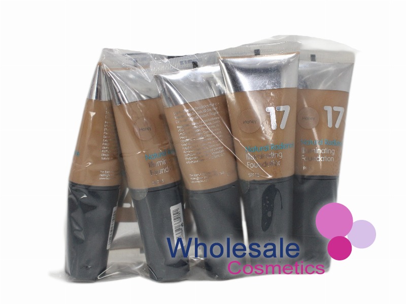 9 x No 17 Natural Radiance Illuminating Foundation - HONEY